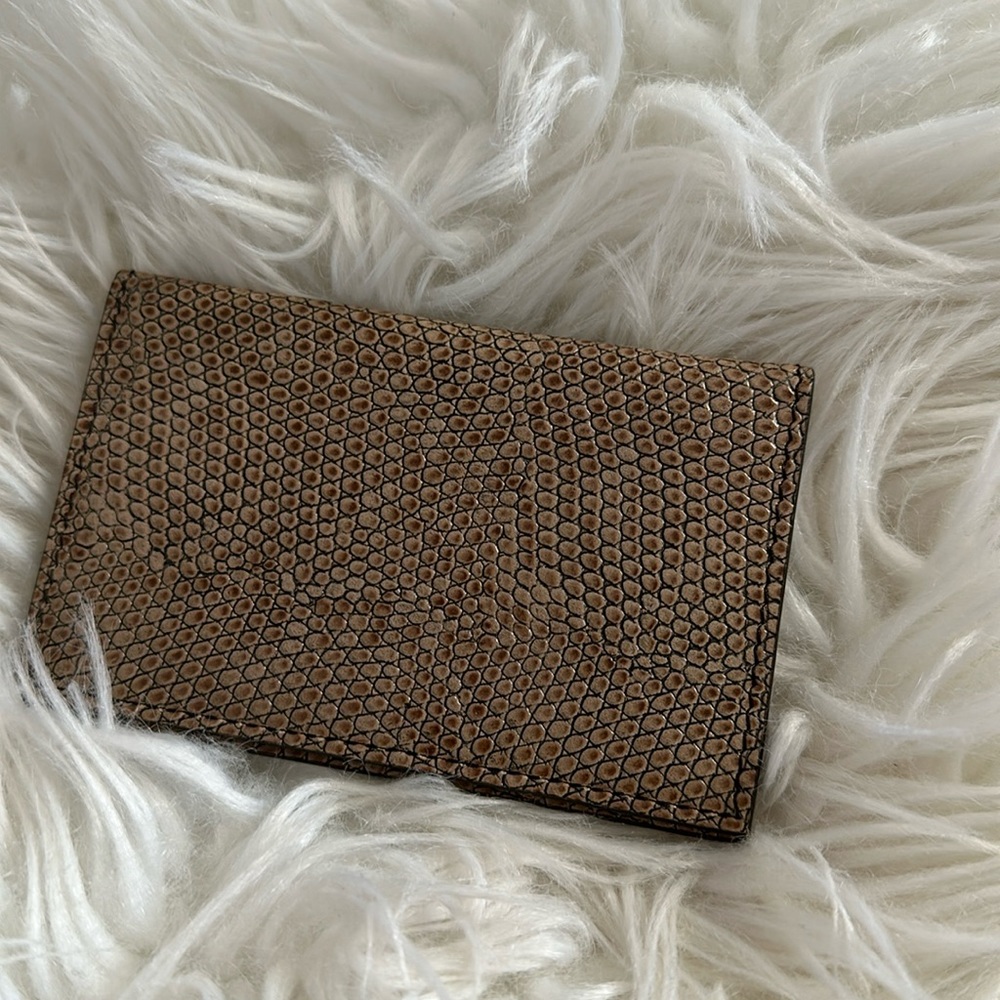 NWOB Salvatore Ferragamo python card case